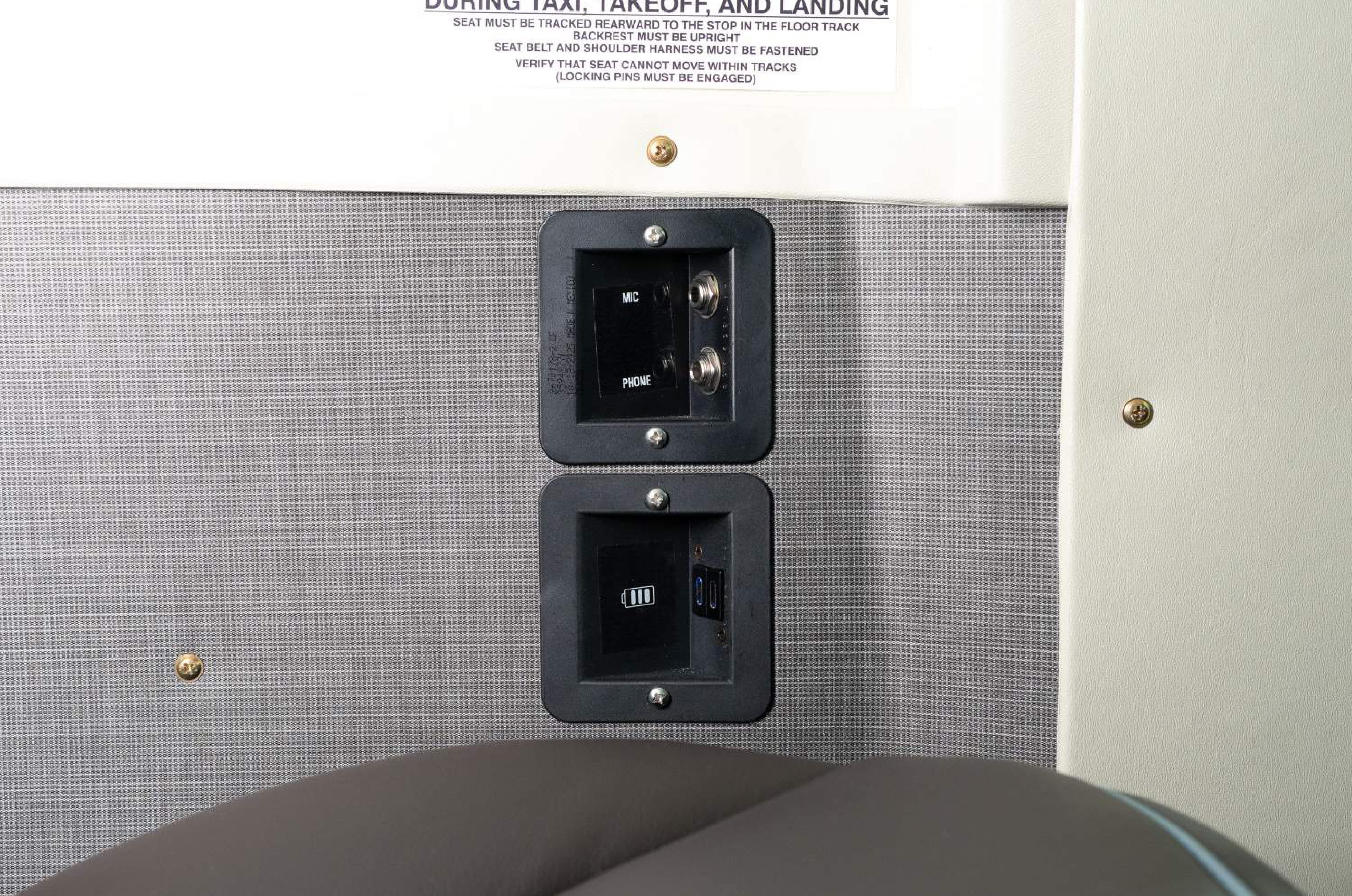 Caravan 208 — Interior 14
