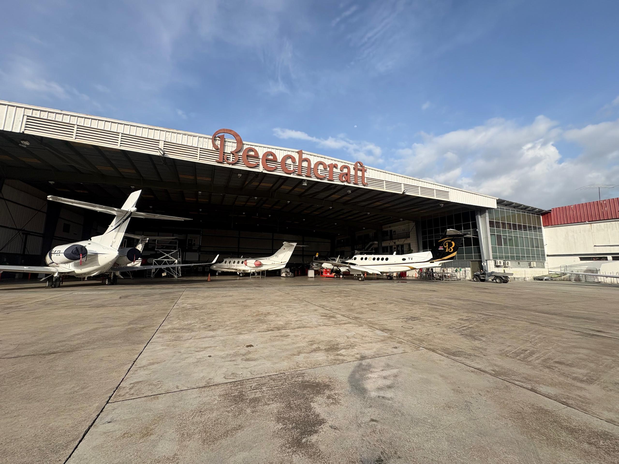 Aviaservice Beechcraft hangar